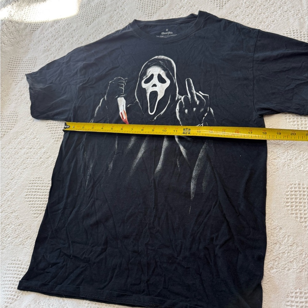 Ghost Face Spirit Halloween Graphic Tee (M) - Picture 5 of 5